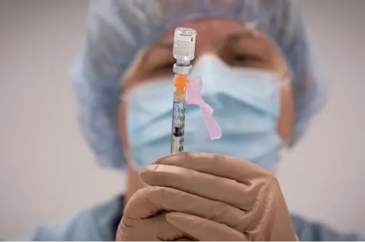 کانادایی‌ها پاییز امسال واکسن کووید بزنید